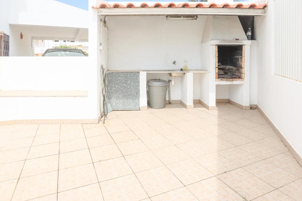 Villa Cesaltina - Gale - Swimming Pool - By Bedzy Albufeira Exteriör bild