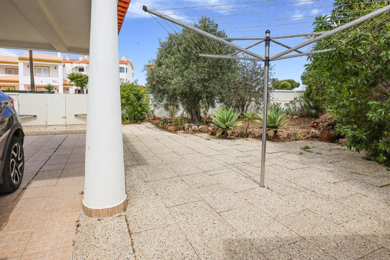 Villa Cesaltina - Gale - Swimming Pool - By Bedzy Albufeira Exteriör bild