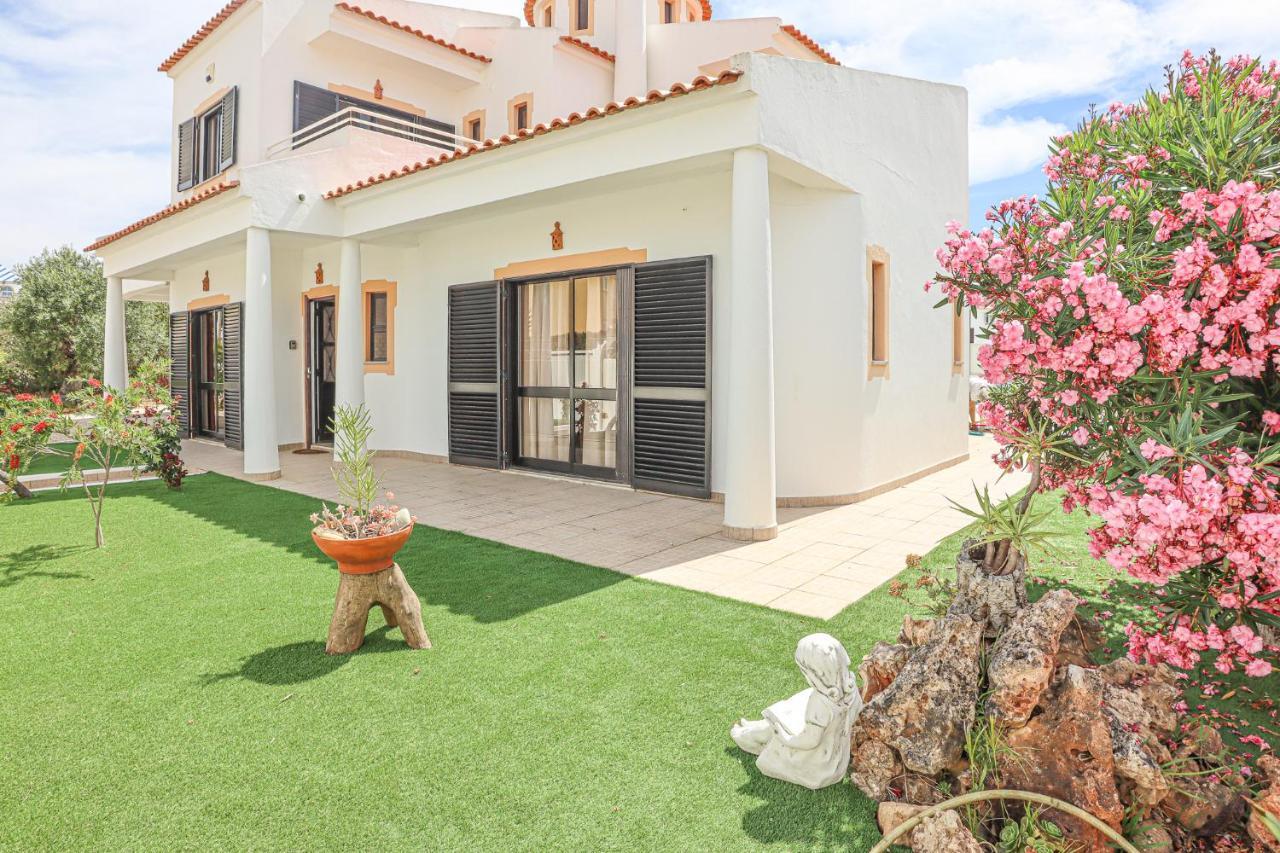 Villa Cesaltina - Gale - Swimming Pool - By Bedzy Albufeira Exteriör bild